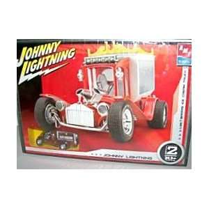    Johnny Lightning 1/25 Ice Cream Truck Car & Model Kit Toys & Games