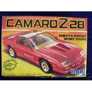    MPC 6308 1986 Camaro Z28 1/25 Scale Plastic Model Kit Toys & Games