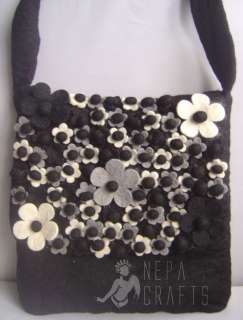   /images/NepaCrafts/14062011/BK BG Multi Flower Bag a