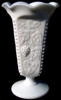 Vintage Westmoreland Milk Glass Beaded Grape Pattern 9 Crimped Vase 