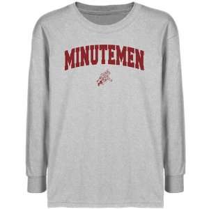  NCAA UMass Minutemen Youth Ash Logo Arch T shirt  Sports 