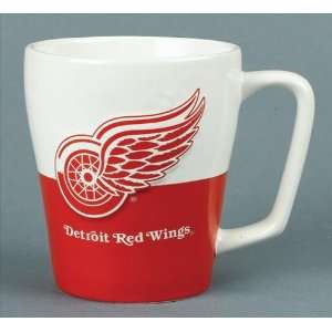  DETROIT RED WINGS 14 oz. Center Ice Sculpted COFFEE MUG 