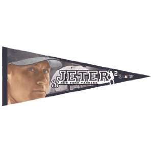 Derek Jeter Yankees 3 Pennant Set 