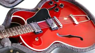 Gibson ES 135 GuitarSWEETNESS  