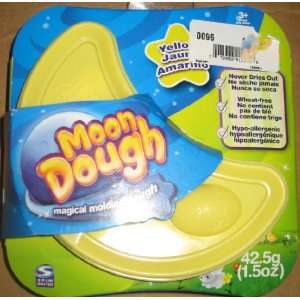  Yellow Easter Moon Dough Toys & Games
