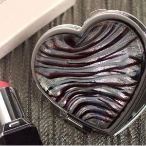 Murano Art Heart Compact Mirror Silver/Burgundy Glass 