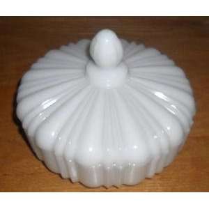  Vintage Anchor Hocking Milk Glass Covered Candy Dish w 