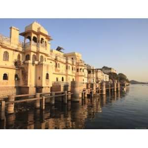  Gangaur Ghat, Pichola Lake, Udaipur, Rajasthan, India 