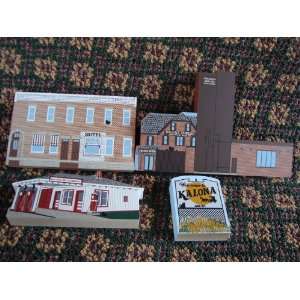  CATS MEOW KALONA (IOWA) SERIES 3 BUILDINGS & A WELCOME 