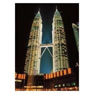  Twin Towers, Malaysia 500 Piece Glow in the Dark Puzzle 