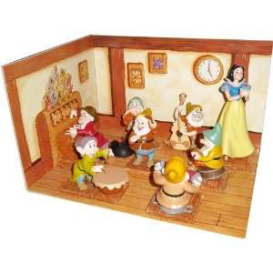  Enesco Snow White and the Seven Dwarfs 65th Anniversary 