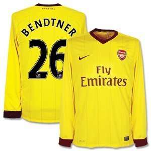    10 11 Arsenal Away L/S Jersey + Bendtner 26