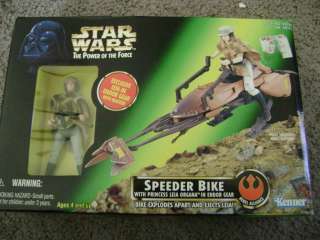 Star Wars Princess Leia & Speeder Bike Action Figure  
