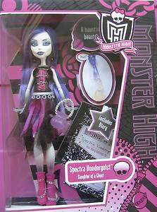 Monster High Spectra Vondergeist Doll with Pet Ghost Ferret Rhuen New 