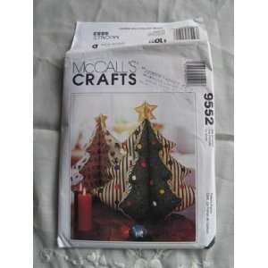 McCalls 9552 Craft Sewing Pattern Winter Wonderland Christmas Holiday 