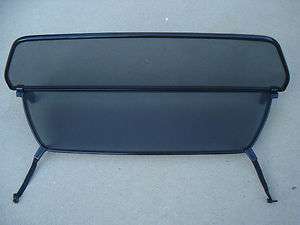 MERCEDES SL 129 90 02 SL500 SL600 SL320 WIND SCREEN DEFLECTOR LIKE NEW 