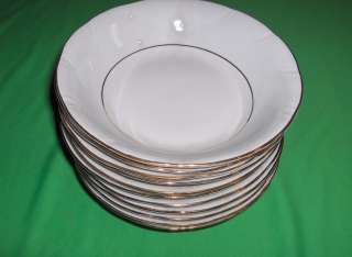 Up for sale is a beautiful vintage 59 piece set of Jamestown china in 