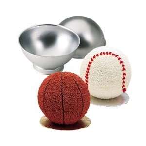  Wilton 3 D Sports Ball Pan Set