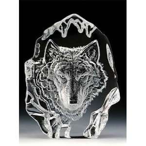  Engraved Lead Crystal    Wolf Head