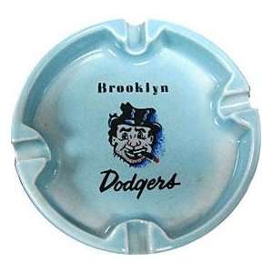   Decal Small Ashtray   MLB Car Magnets And Decals