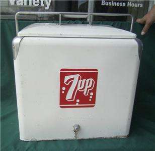   7UP SODA POP WHITE ADVERTISING METAL CHEST COOLER LOUISVILLE KY  