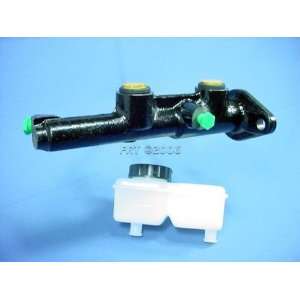   Qualitee International Parts 66 21 040 New Master Cylinder Automotive