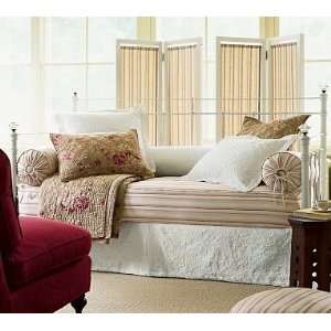  Pottery Barn Claudia Daybed with Trundle