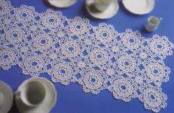 Crochet Table Cloth Runners Doilies Hearts 6 Patterns  