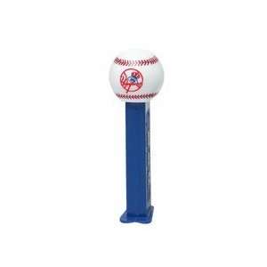  New York Yankees Pez Candy Dispensers (12 Pack Display 
