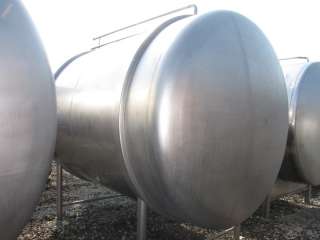 1,800 GALLON STAINLESS STEEL TANK, USED  