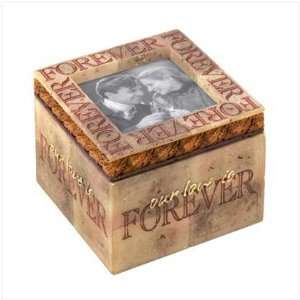  Love Forever Keepsake Box
