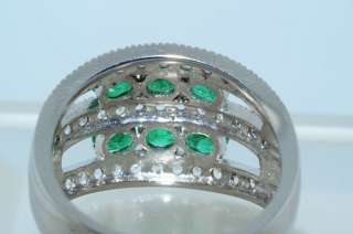 42CT OVAL CUT EMERALD & WHITE TOPAZ RING SIZE 9  