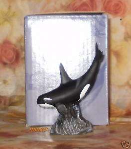 Small Wyland Power Figurine ORCA Shamu Killer Whale  