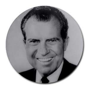  President Richard Nixon round mouse pad