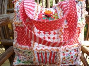 CUSTOM MADE RAG QUILT TOTE ~ RED LIPSTICK ~  