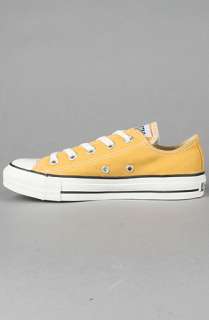 Converse The Chuck Taylor All Star Specialty Lo Sneaker in Golden 