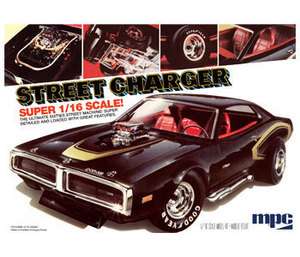 MPC STREET CHARGER SUPER 1/16 SCALE MODEL KIT  