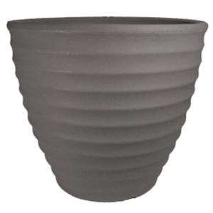 20 in. Plastic Beehive Planter HDR 465923 