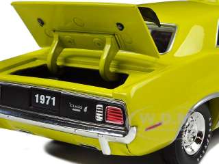   model of 1971 Plymouth Cuda 383 Yellow /Lemon Twist by M2 Machines