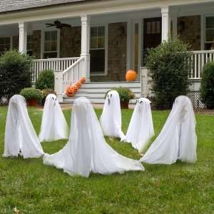 Ghostly Group Lawn Decor, 30979 