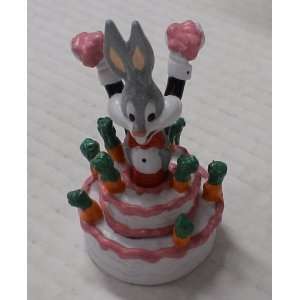  Looney Tunes Bugs Bunny in Birthday Cake Pvc Figure Toys & Games