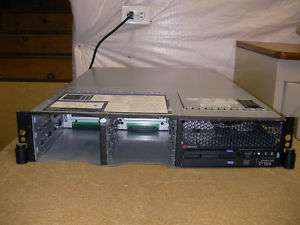 IBM X Series X346 Dual CPU Server 8840 15U RAID DVD 4GB  
