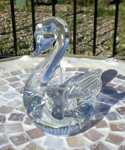 Vintage GLASS SWAN Figurine Paperweight GREAT GIFT  