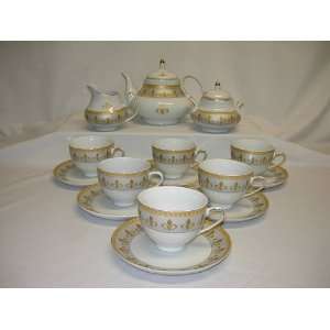  Tea Set with Fleur De Lis Decoration, 17 piece set 