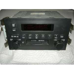    Radio  LESABRE 02 AM mono FM stereo cassette UN6 Automotive