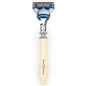   Jagger Chatsworth Ivory Color Fusion Razor