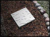 LEAF GARDEN STEPPING STONE PAVER CONCRETE, CEMENT MOLD  