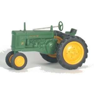  1/50 Die Cast John Deere Tractor, 50 Series Toys & Games