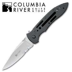   Columbia River Folding Knife Serrated Point Guard