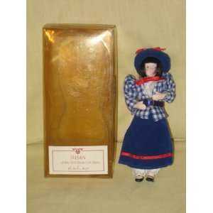   Mint  Susan  Gibson Girl Porcelain Doll   7 Inches 